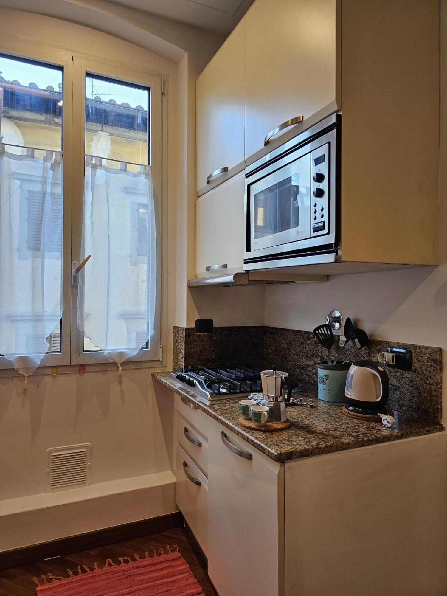 Charming Home Le Ruote Florence Exterior photo